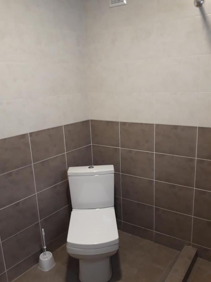 2 Bedroom Apartment In Chugureti Tbilisi Exteriör bild
