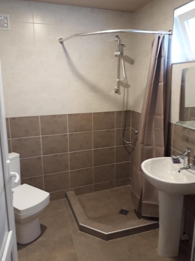 2 Bedroom Apartment In Chugureti Tbilisi Exteriör bild